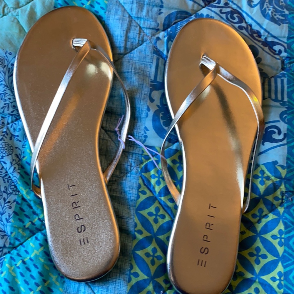 Flip flops